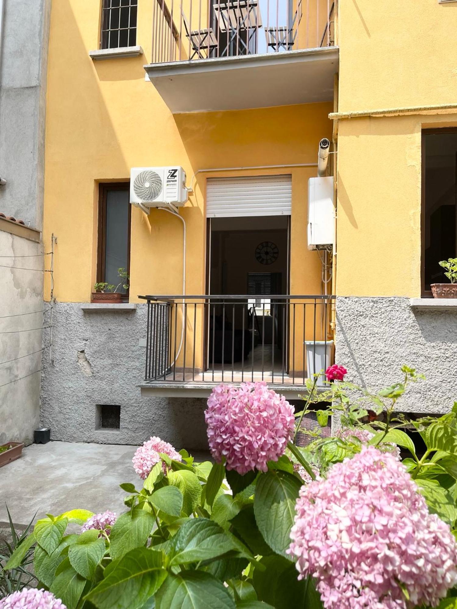 Appartement Ampio Bilocale Zona Navigli à Milan Extérieur photo